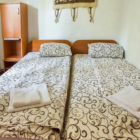 Seosko Domacinstvo „gabar” بيت للعطل