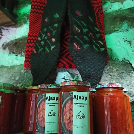 Seosko Domacinstvo „gabar” * Ćuštica