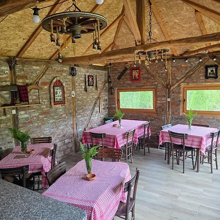 Seosko Domacinstvo „gabar” بيت للعطل *