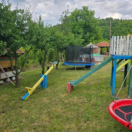 بيت للعطل Seosko Domacinstvo „gabar”